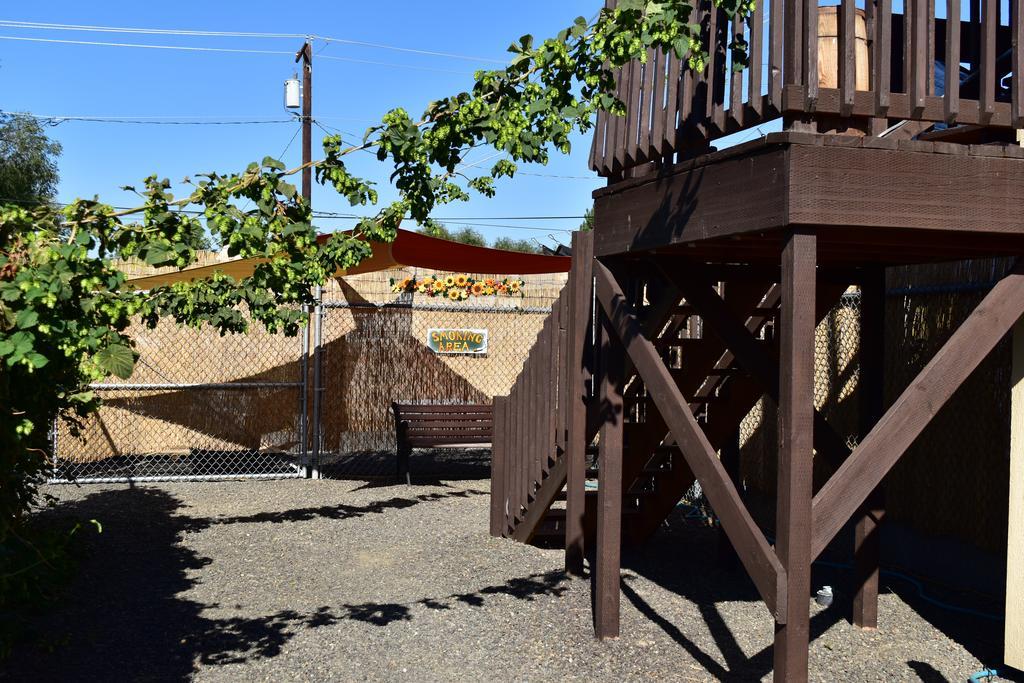 Brew House Boarding Apartment Kittitas Екстериор снимка